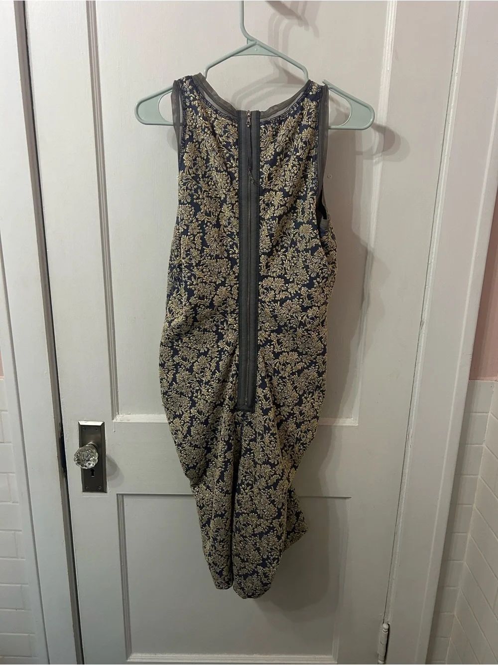 Vintage Marc Jacobs Navy and Gold Floral Jacquard Midi Dress - Picture 9 of 12